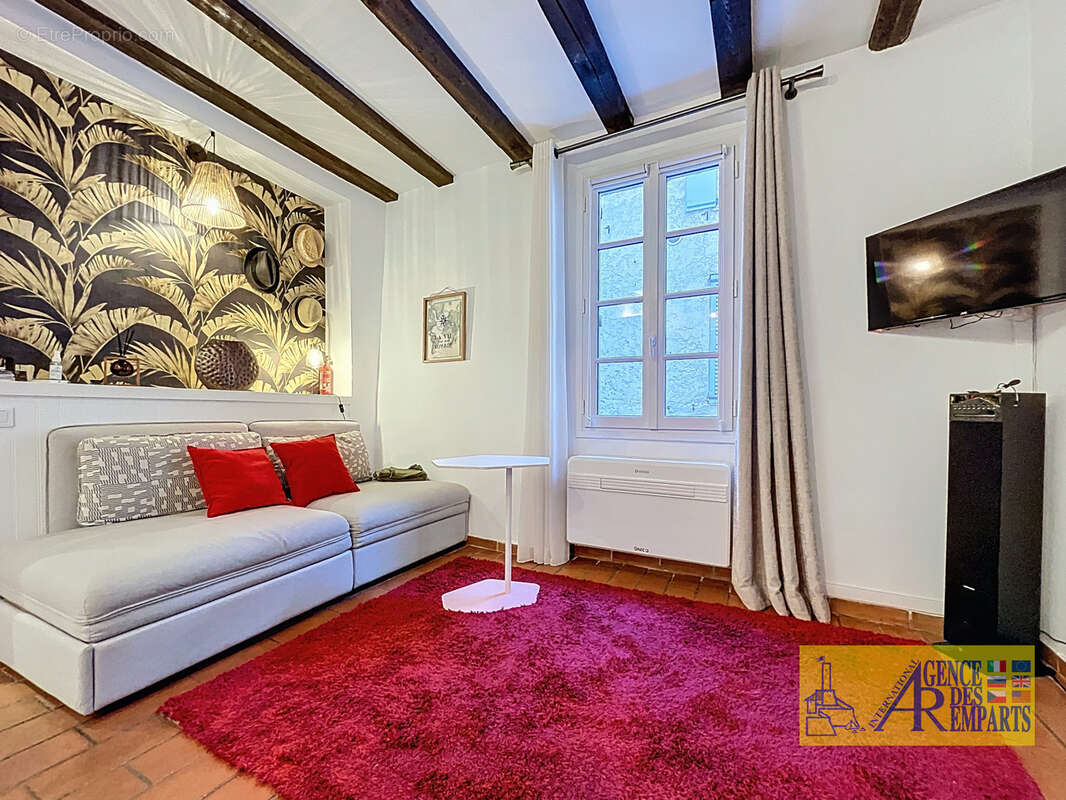 Charmant Appartement dans le Vieil Antibes - photo 2