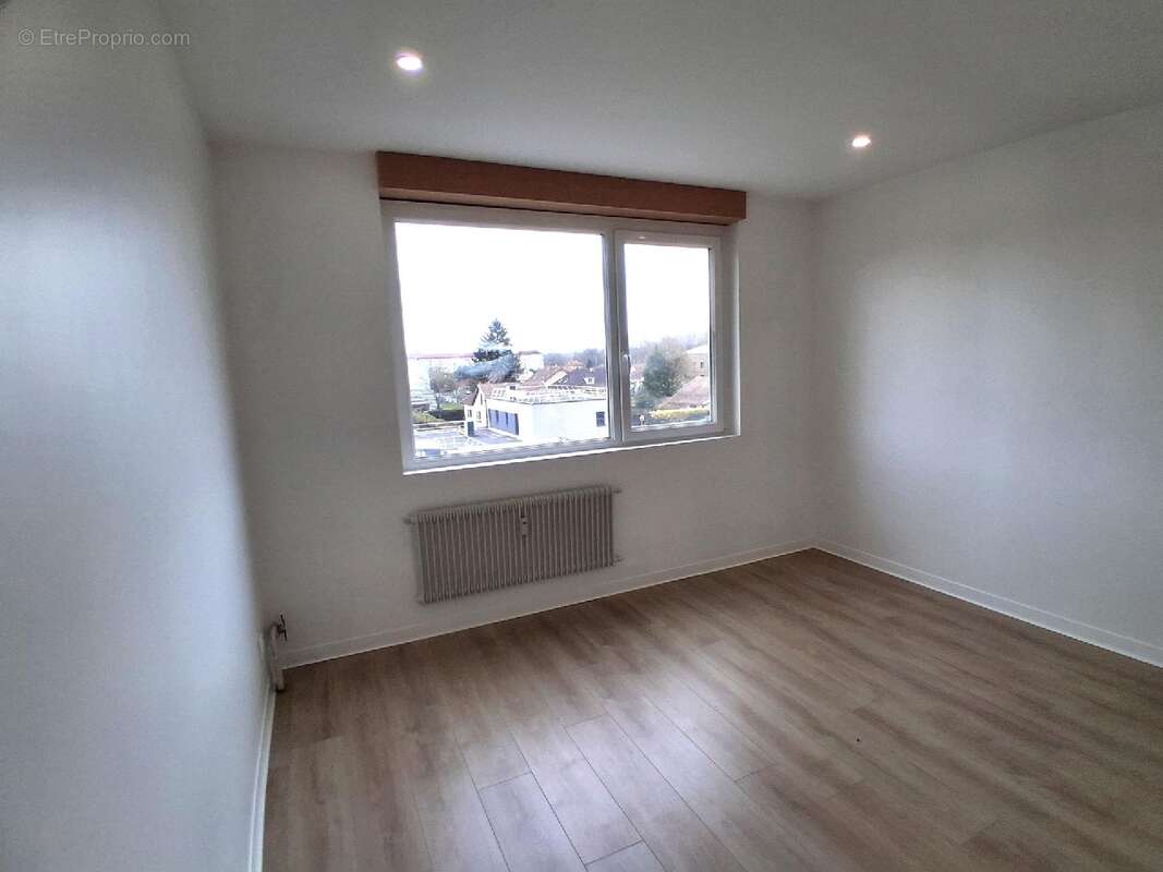 Appartement 63 m² à Valentigney  - photo 14