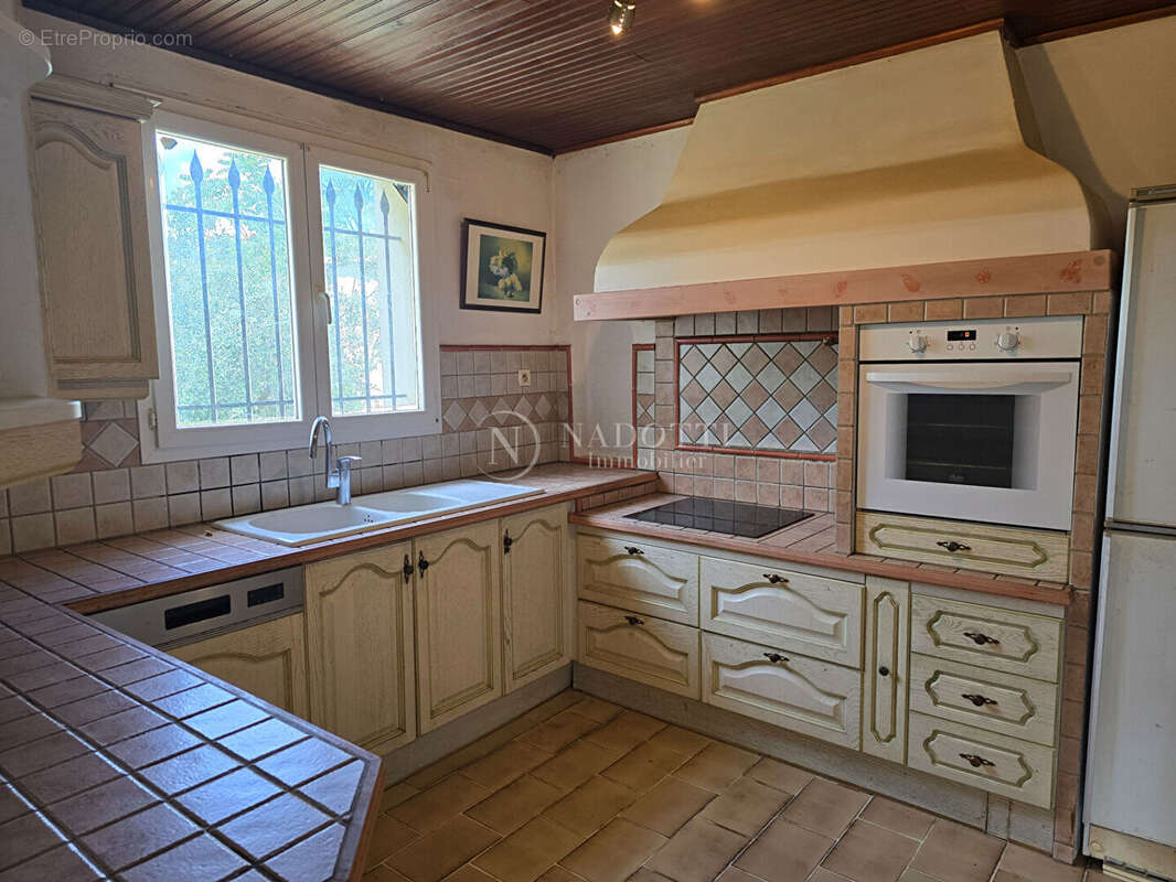 Maison à CABRIERES-D'AVIGNON