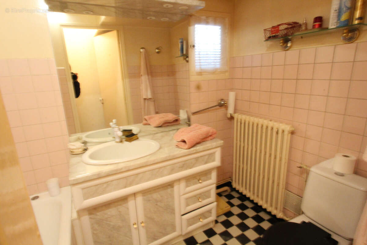 Maison à LA CHARITE-SUR-LOIRE