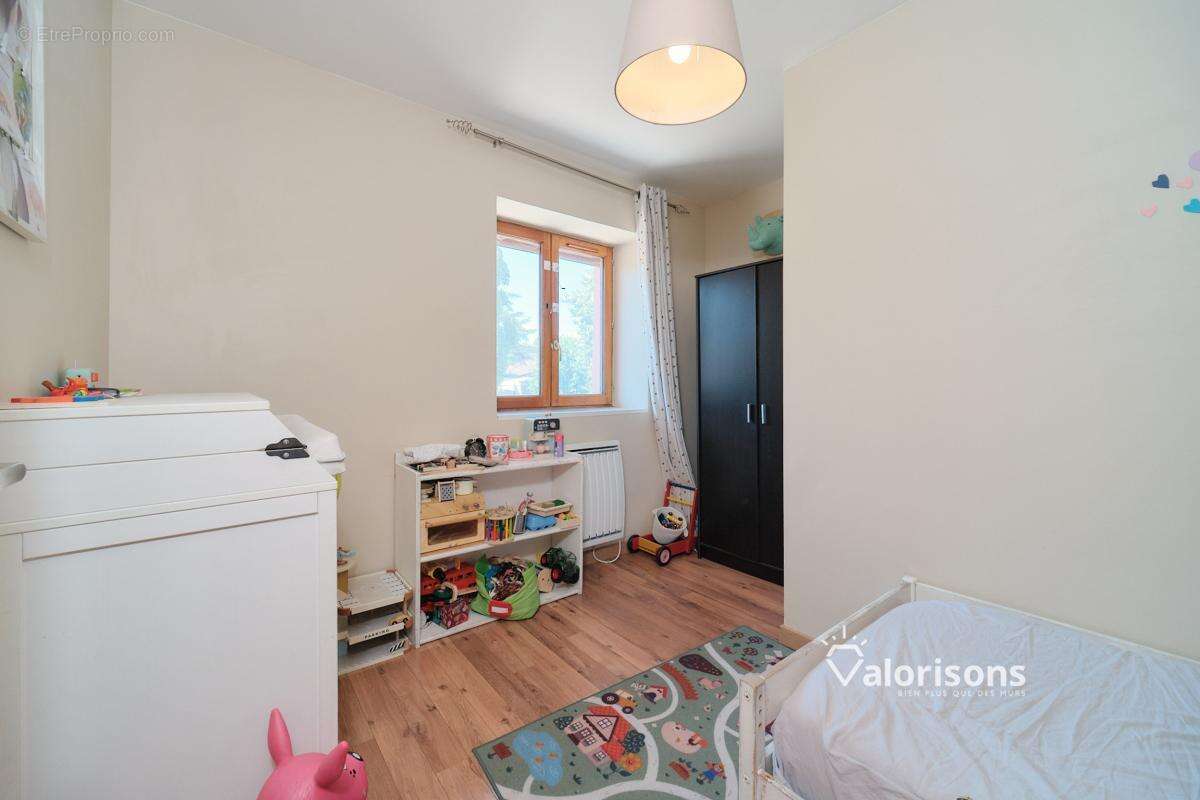 Maison 54 m² à Jons  - photo 6