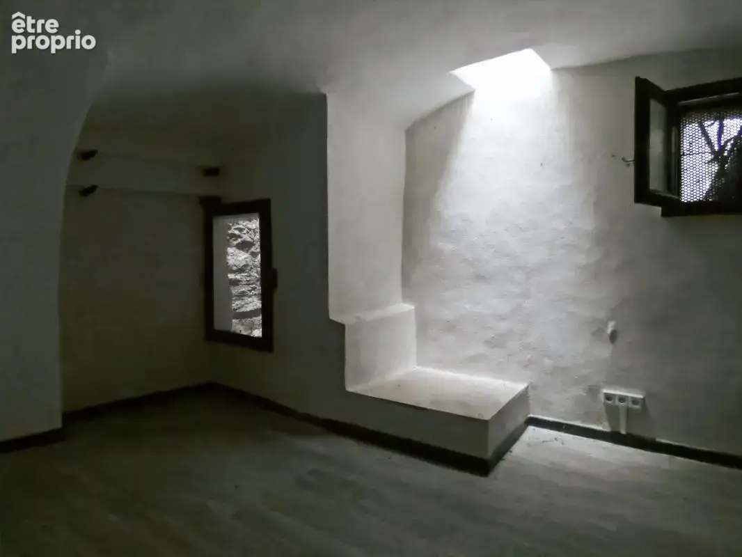 Spécial investisseurs : Immeuble Alès 160 m2 - photo 5