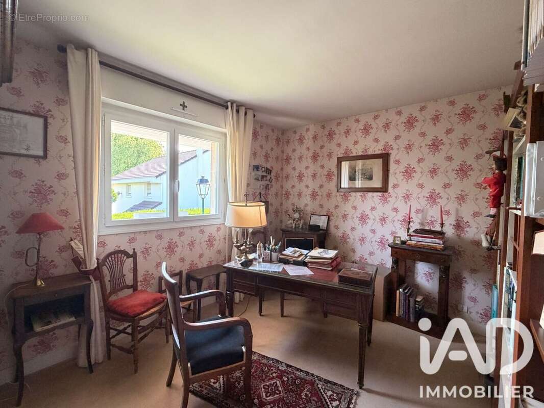 Maison 169 m² à Fourqueux  - photo 9