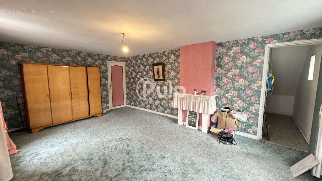 Maison à BRUAY-LA-BUISSIERE