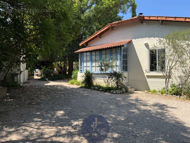 Maison à LES MATELLES
