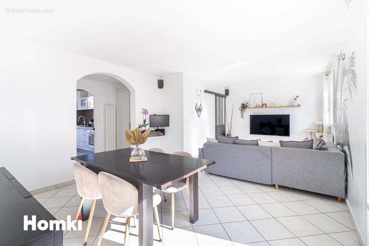 Appartement à MARSEILLE-10E