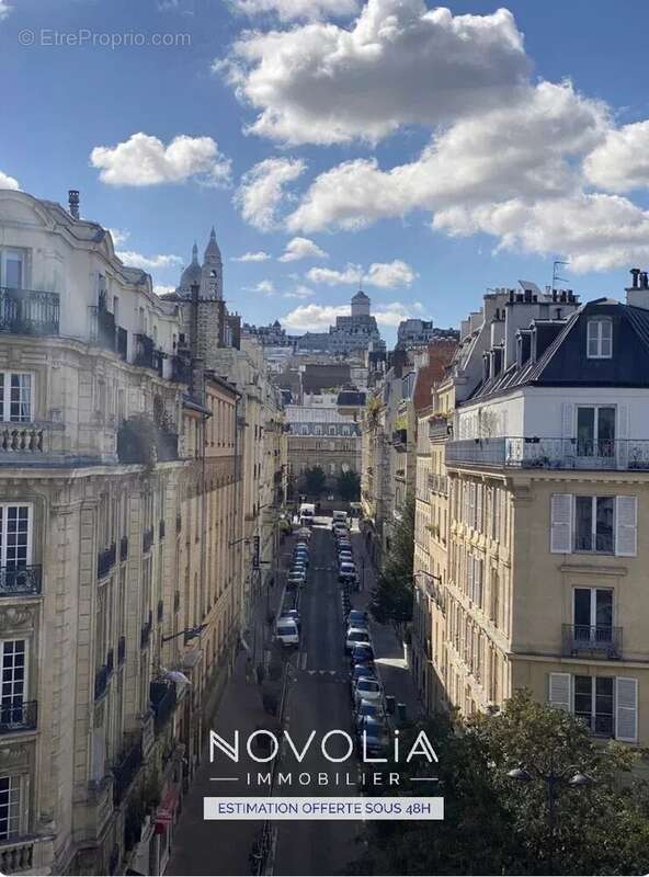 Appartement à PARIS-18E
