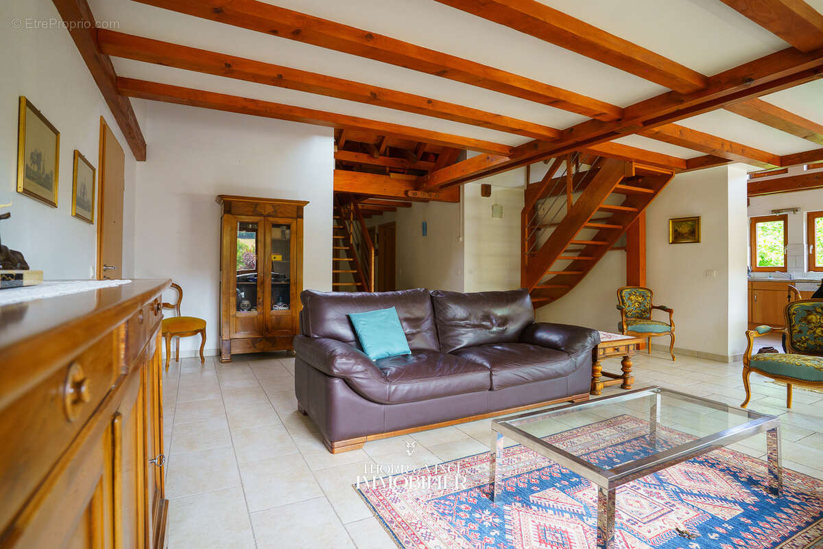 Duplex 6 pièces - 157m2 - Terrain 10 ares - Bendorf - photo 17