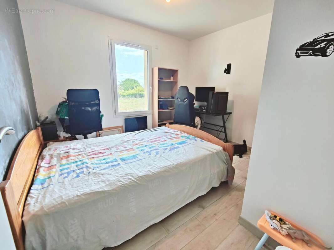Maison 103 m² à Leogeats  - photo 9