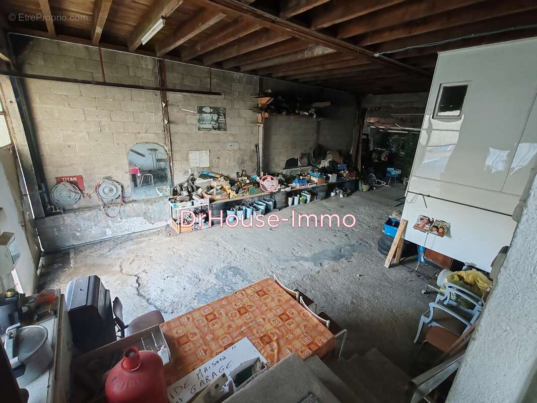 Maison à PORT-DE-PILES