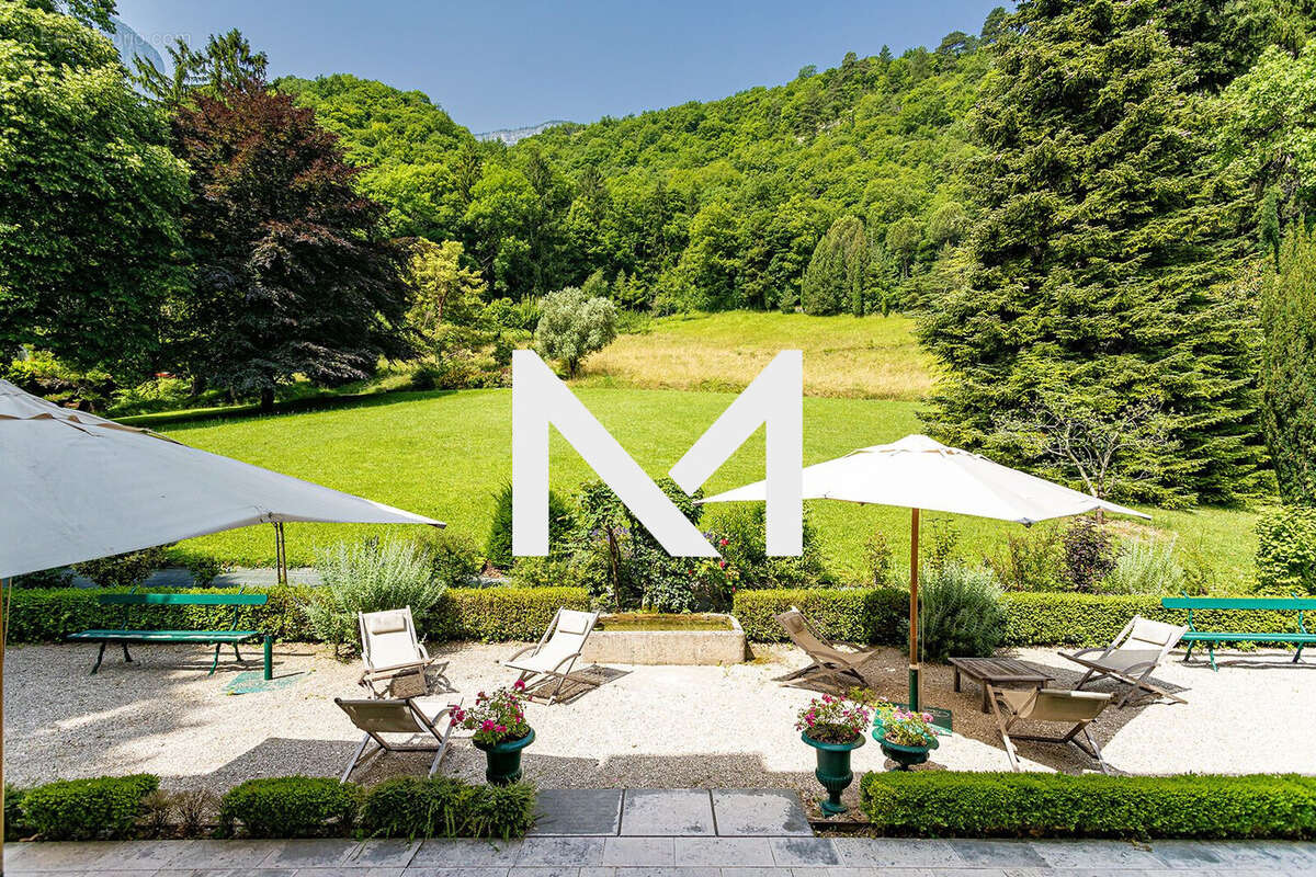 Maison à NOYAREY