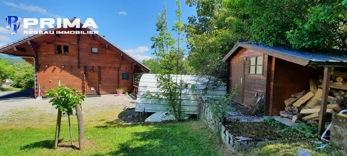 Maison à PRUNIERES
