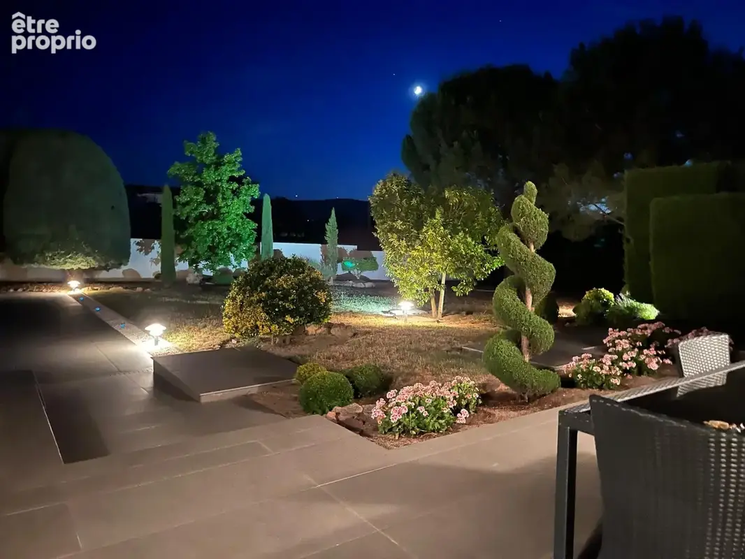 Propriété avec Entrepôt et terrain constructible - photo 6