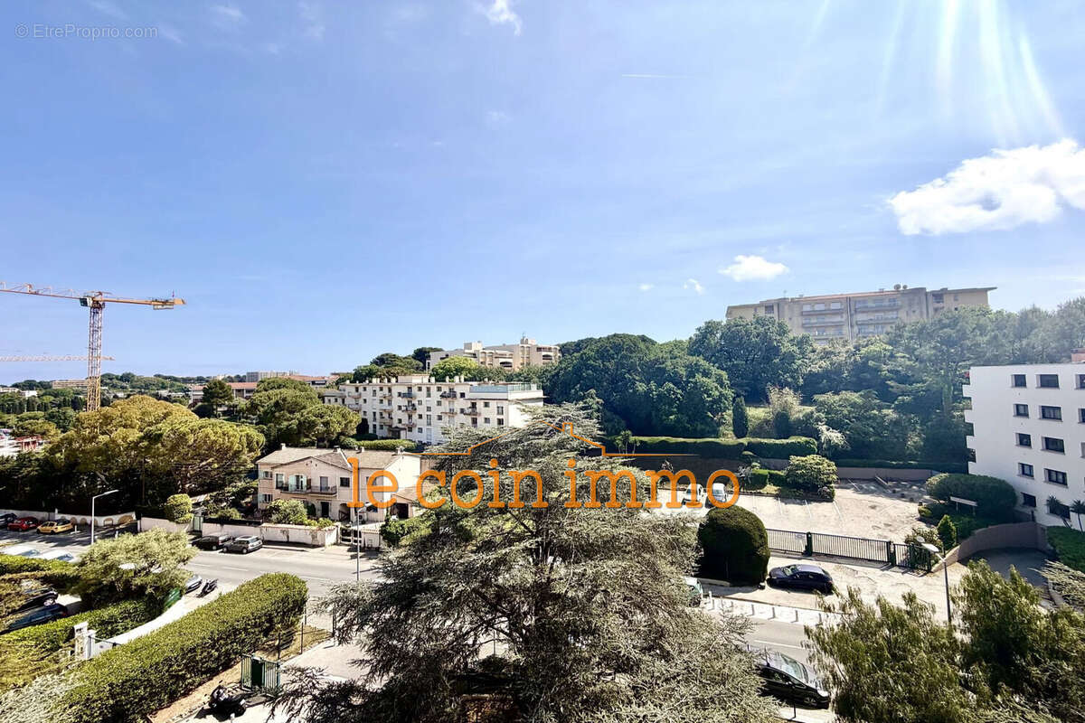 Appartement 57 m² à Antibes  - photo 9