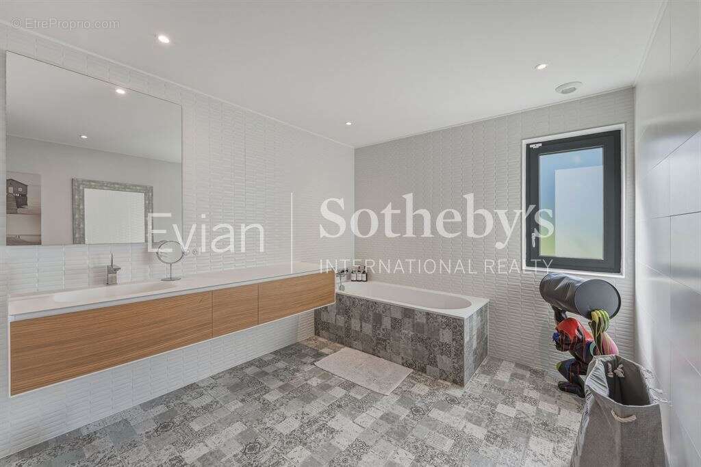 Maison à EVIAN-LES-BAINS