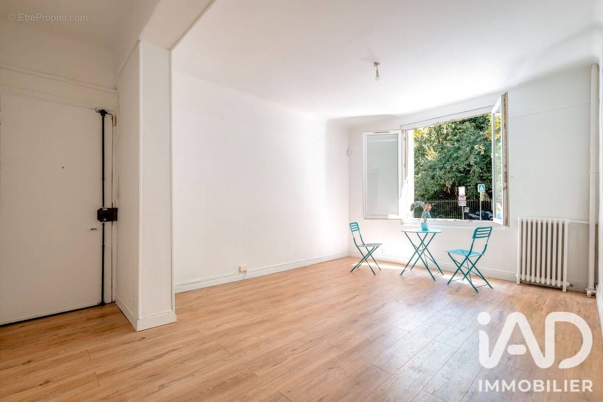 Photo 1 - Appartement à PARIS-19E