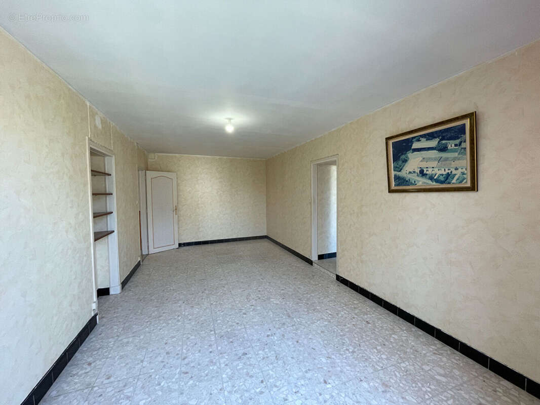 Appartement à BREUILLET