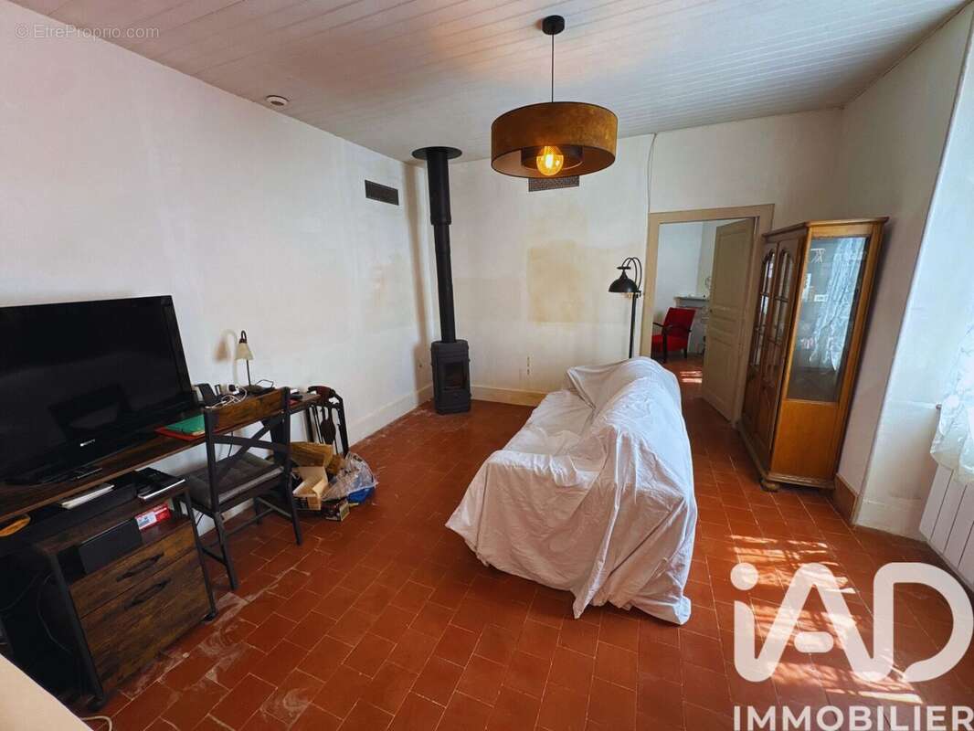 Maison 61 m² à Subligny  - photo 3