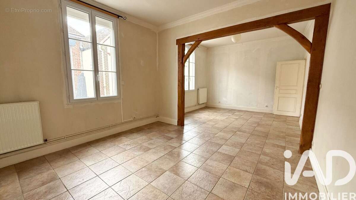 Photo 2 - Maison à BEAUVAIS