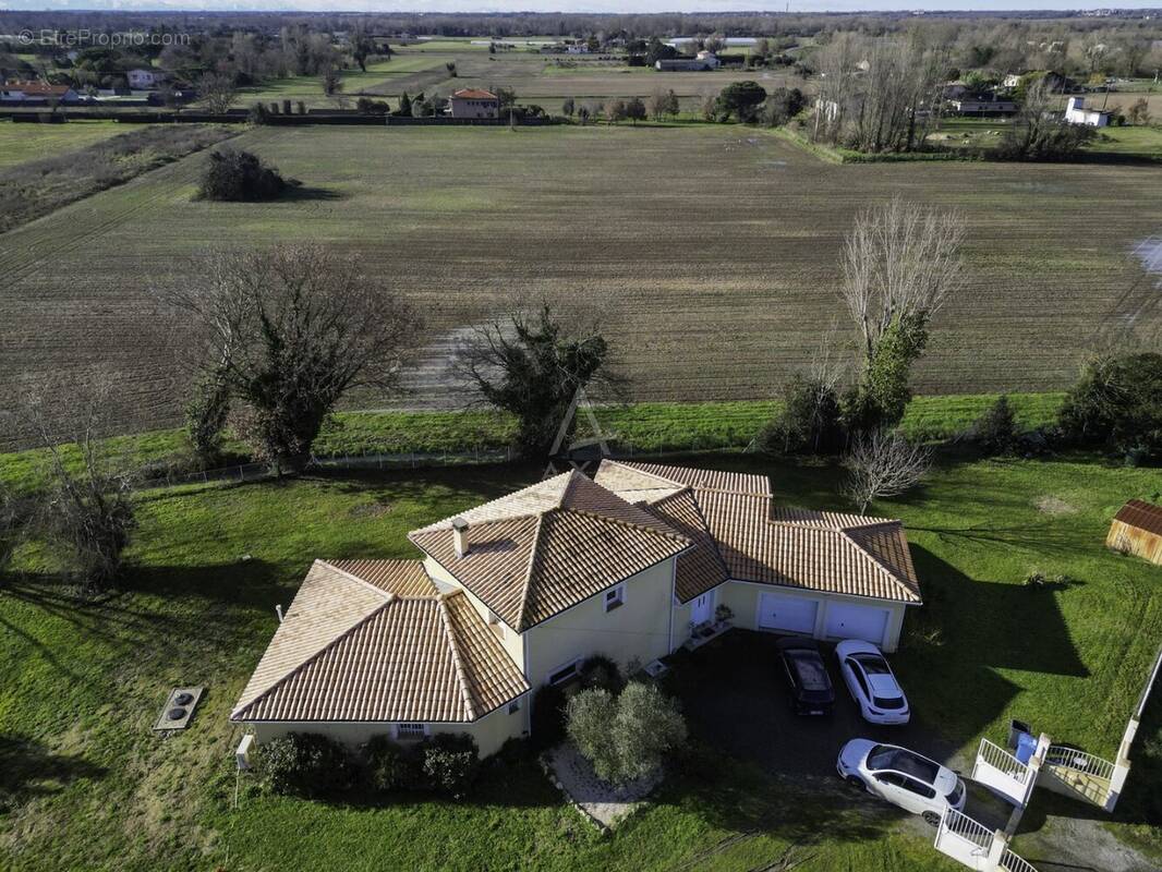 Maison à SAINT-JORY