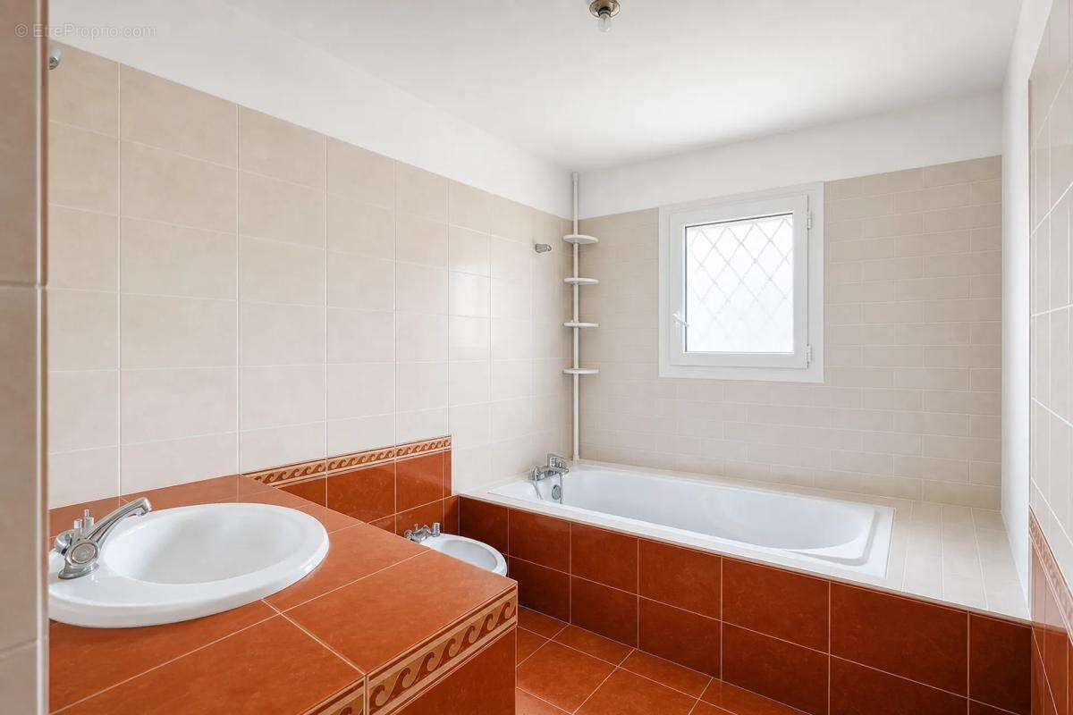 Spacieuse maison 7 pièces à Blanquefort - photo 13