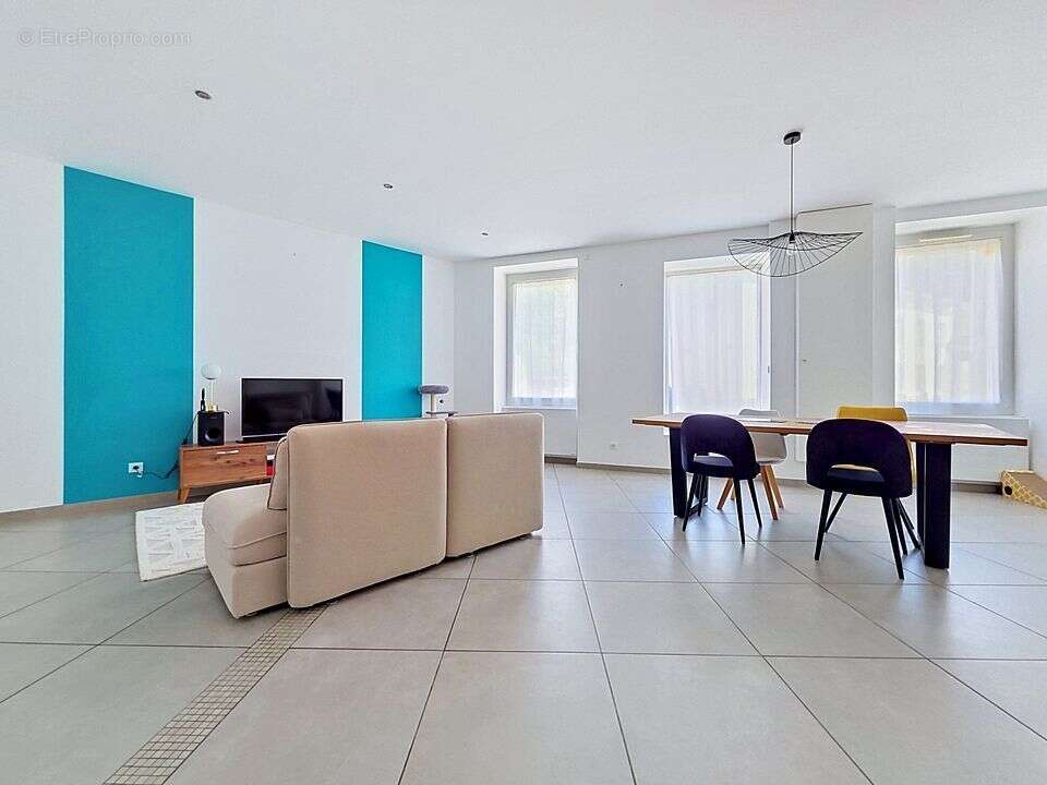 Appartement à HEYRIEUX