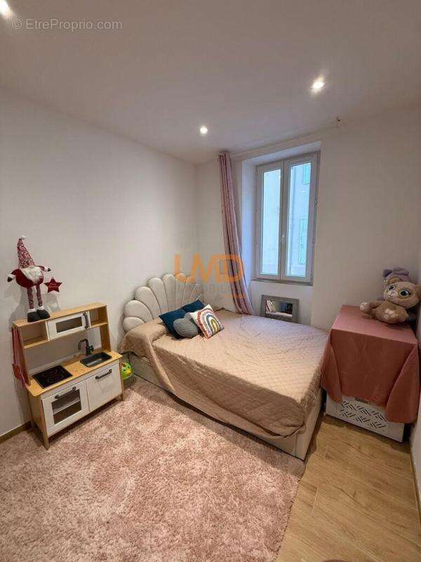 Appartement à LE MUY