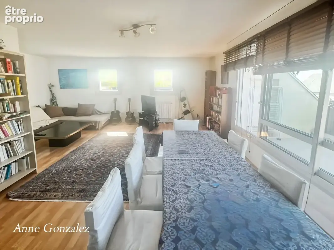OLIVET Centre, à vendre au troisième et dernier étage avec ascenceur d'une Résidence sécurisée et calme, grand appartement lumin - photo 4