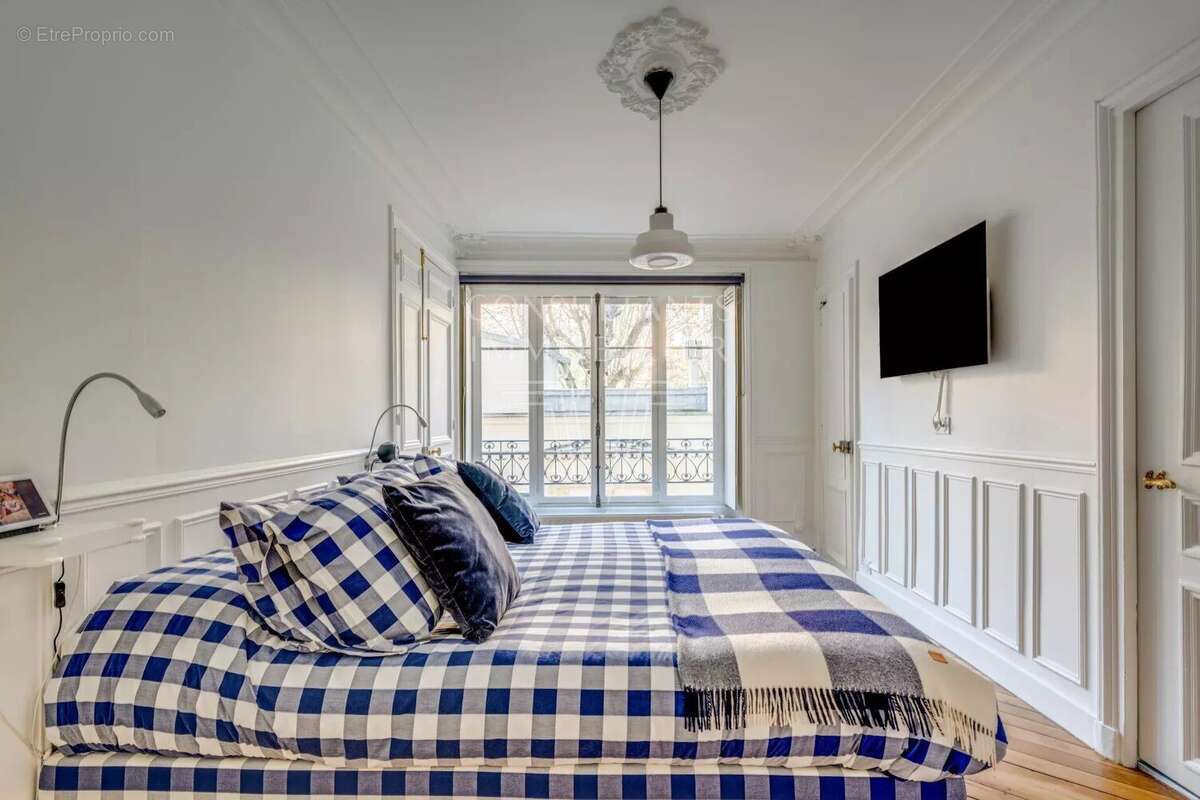 Appartement à PARIS-6E