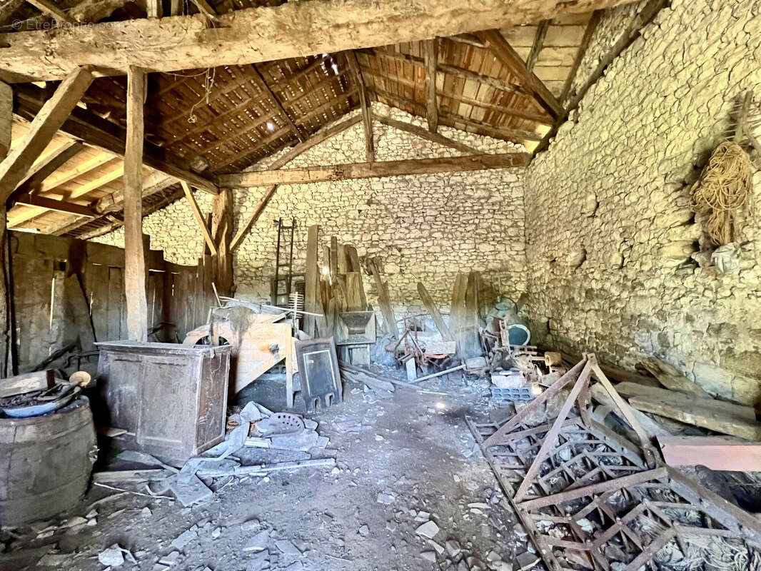 Maison à SAINT-PHILIPPE-DU-SEIGNAL