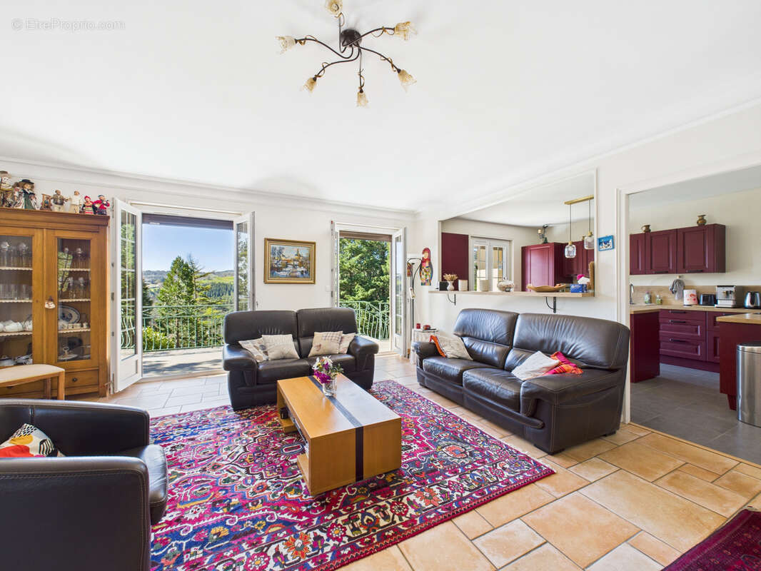 Maison à MONTBRISON