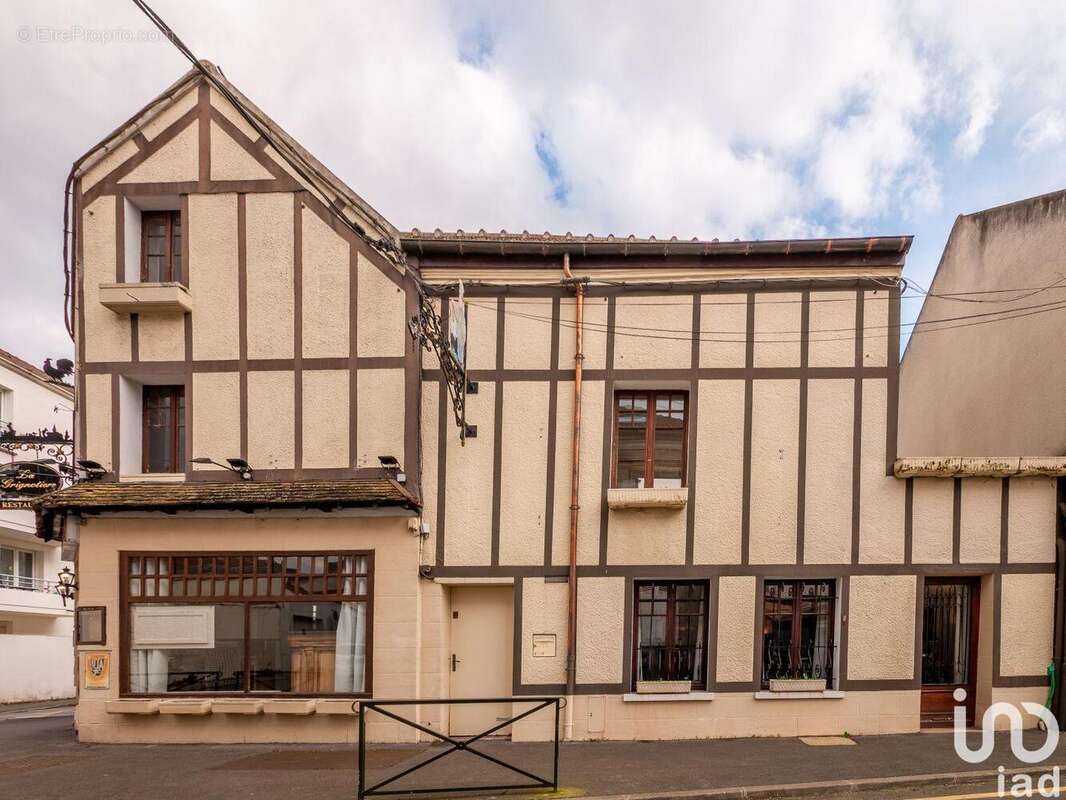 Photo 2 - Commerce à MEAUX