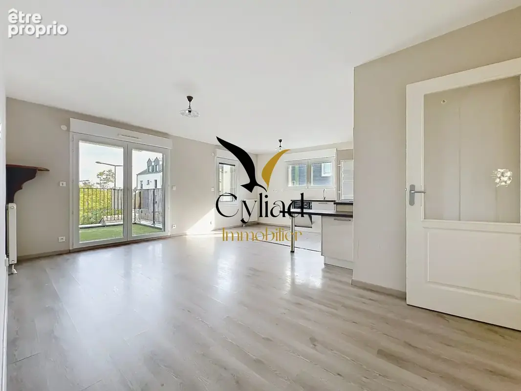 Photo Appartement à Saint-Meloir-Des-Ondes au prix de 259 900€