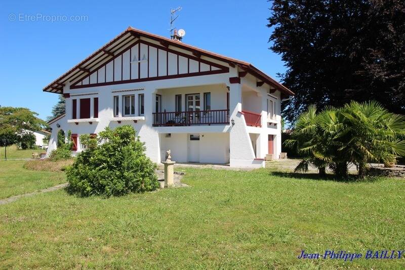 Maison à BORDES