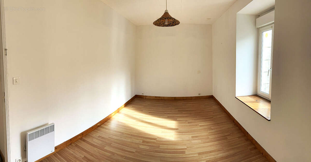 Maison à LA GUERCHE-DE-BRETAGNE