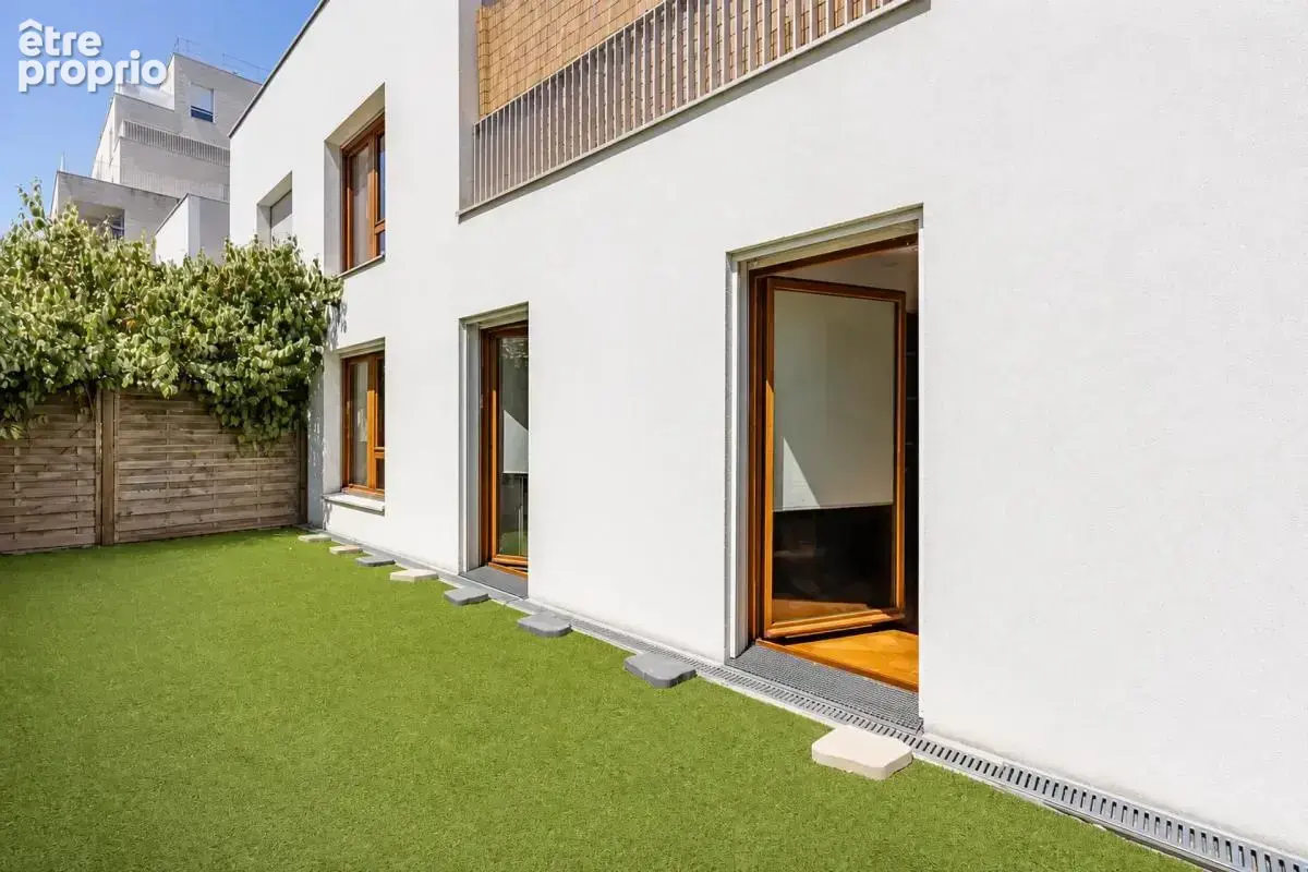 Maison 5 pièces 114 m² à Romainville - photo 3