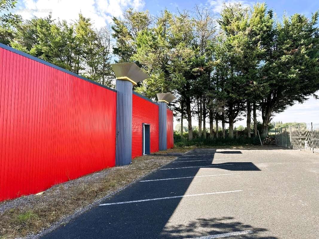 Maison 1303 m² à Le Transloy  - photo 2