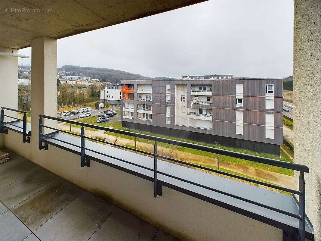 Appartement à AUDUN-LE-TICHE