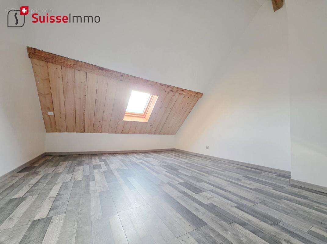 Maison à L'ISLE-SUR-LE-DOUBS