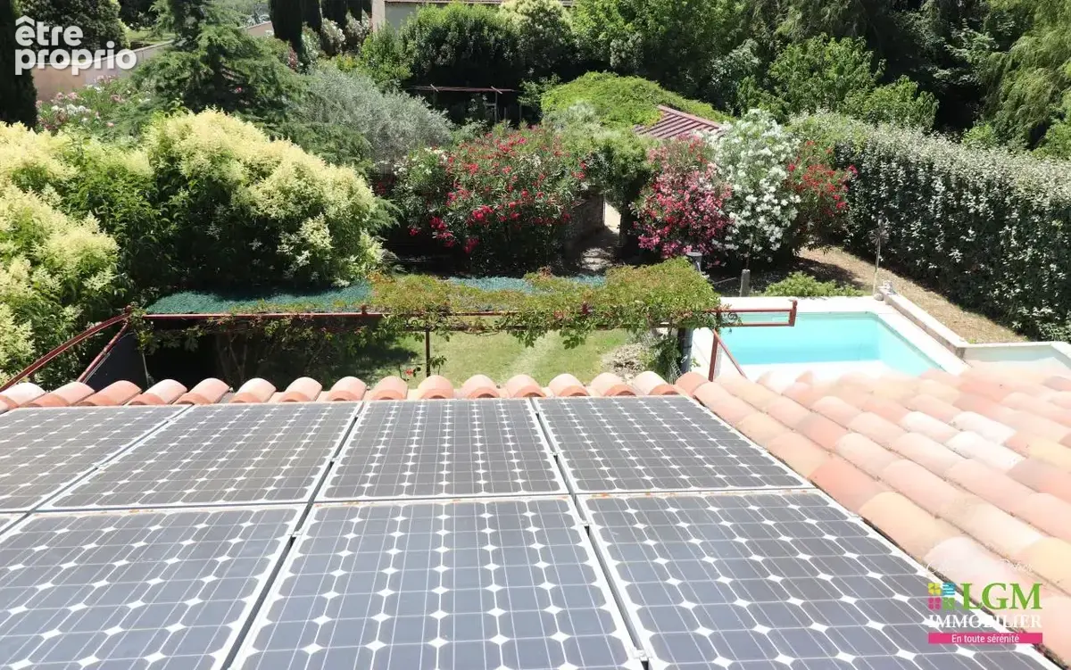 AUBIGNAN (84) - Le luxe du calme, la douceur de la Provence pour cette maison de 116 m² - photo 18