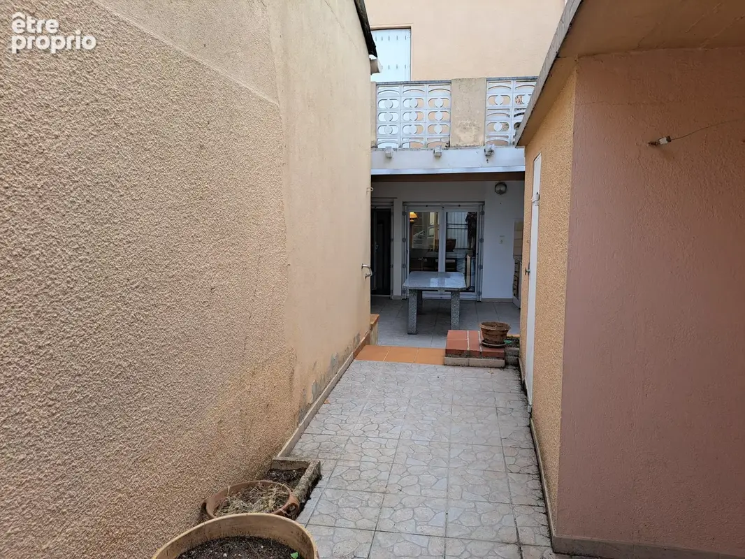 Maison d’environ 110m2 habitable avec une cour intérieure de 30m2. - photo 24