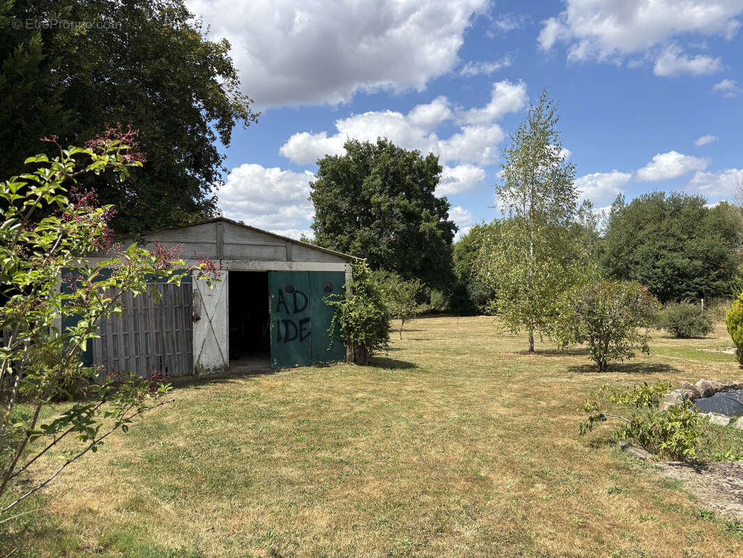 Buxières-les-Mines   Charmante maison de campagne avec 3136 m2 de terrain dans un environnement calme et verdo - photo 21