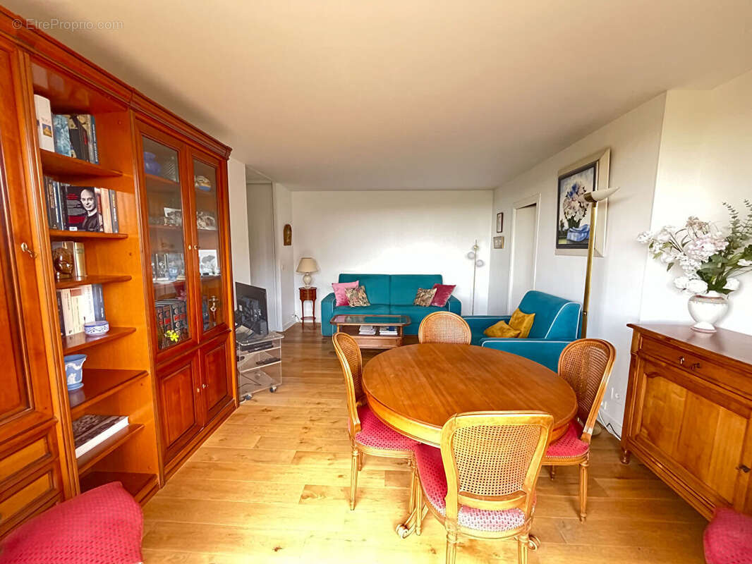 Appartement Saint -Cloud / 4 pièces 74,87 m2 / Vue dégagée - photo 4