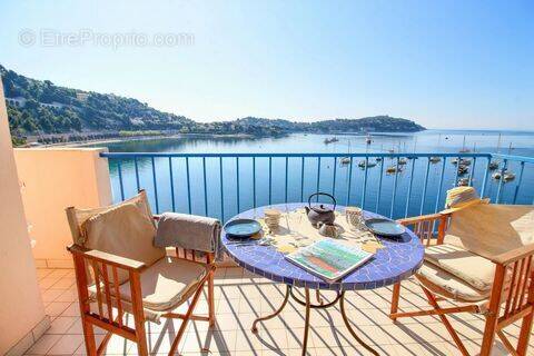 Appartement à VILLEFRANCHE-SUR-MER