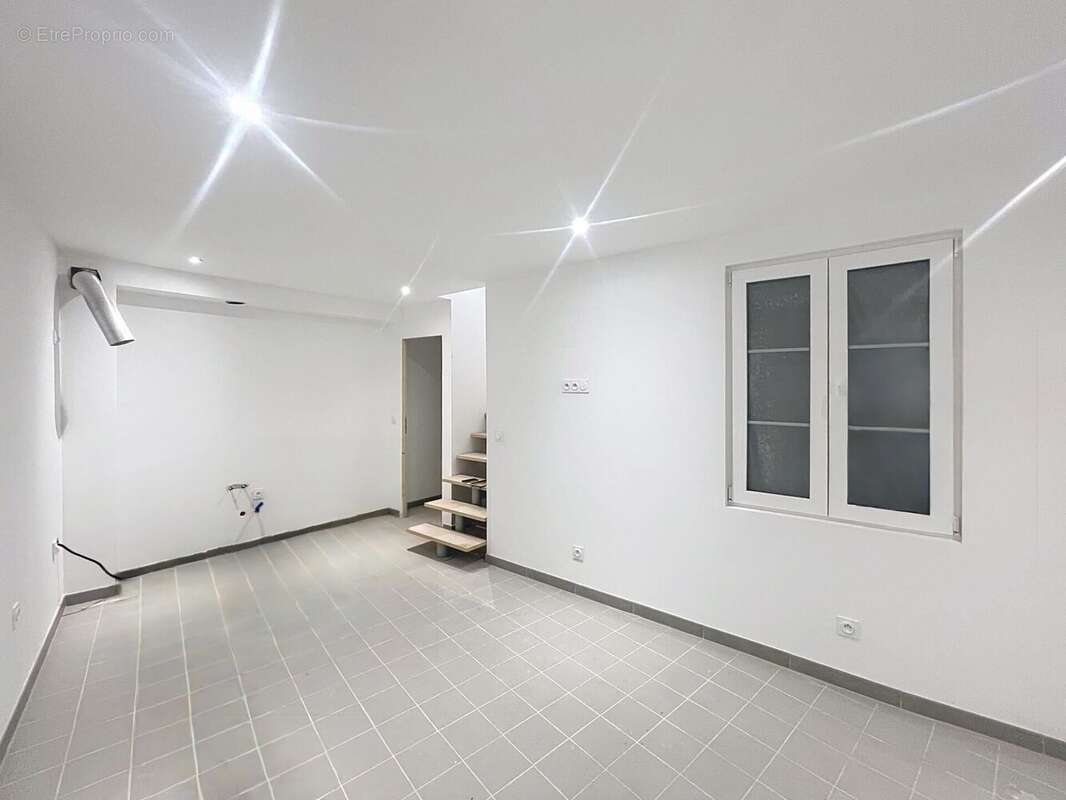 Photo 2 - Appartement à BAGNOLS-EN-FORET