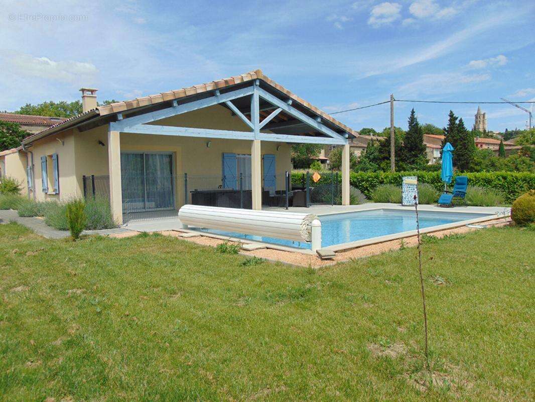 Au 31290- Villa contemporaine - 4 chambres avec piscine - Grand terrain - photo 16