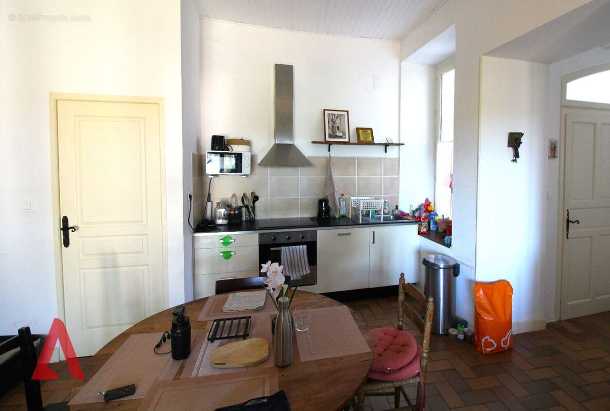Appartement à ALIGNAN-DU-VENT