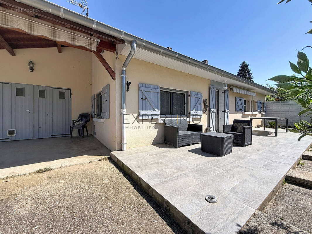 Maison à BANTANGES