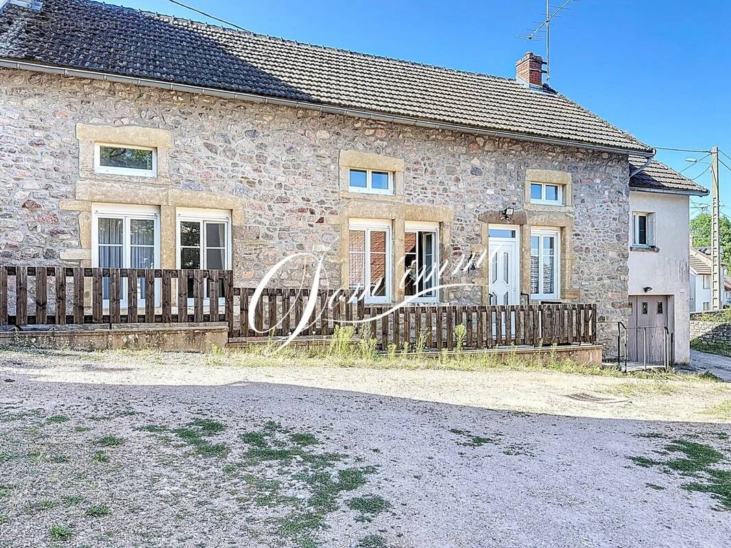 Maison à SAULIEU