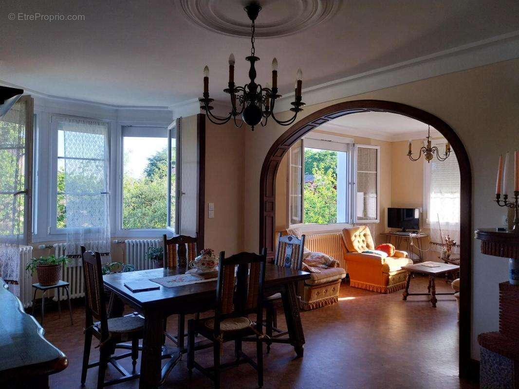 Belle maison familiale, 5 chambres, ayant bénéficié d'une belle rénovation en 2016 - photo 5